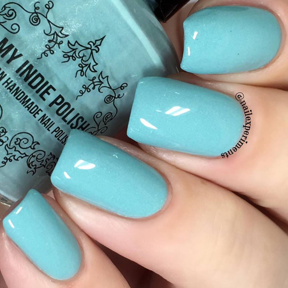 960x960 Grass Between My Toes - Watercolor Nail Polish