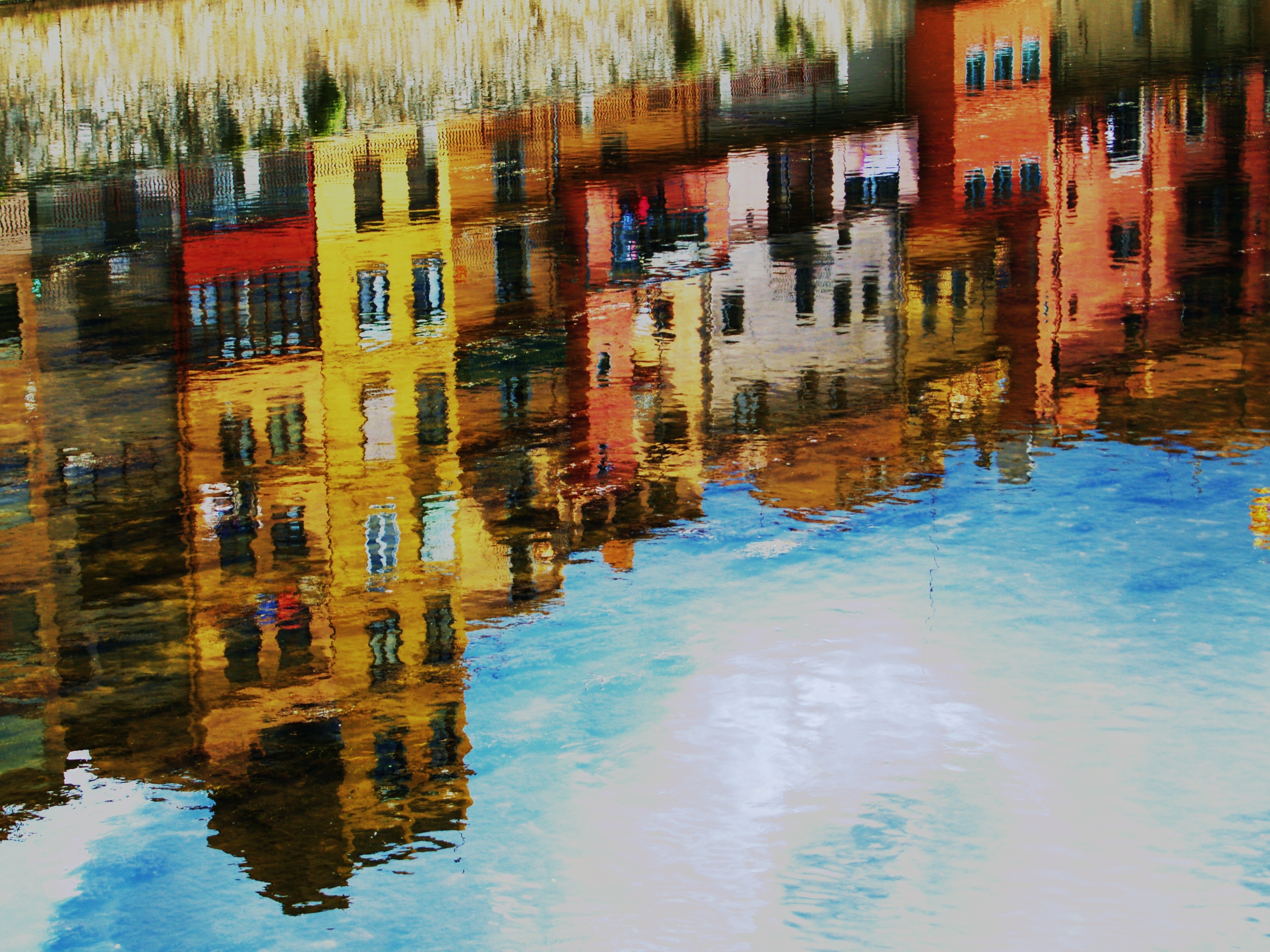3136x2352 Free Images Water, Architecture, Bridge, Town, Building, City - Watercolor Reflections In Water