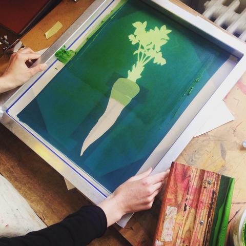 480x480 Tutorial How To Screen Print A Parsnip Lottie Day - Watercolor Screen Printing