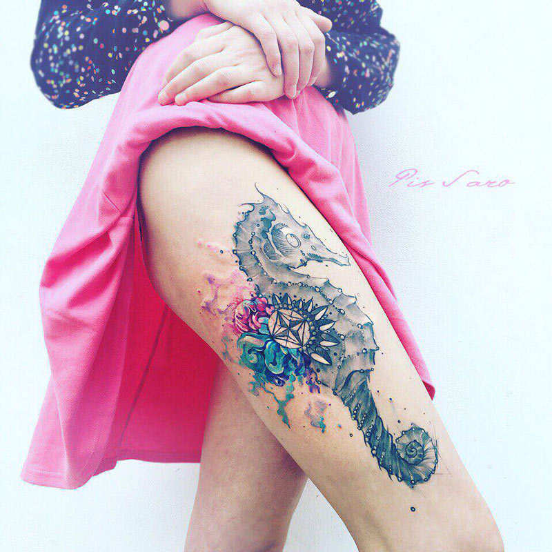 800x800 Seahorse Watercolor On Girls Thigh Best Tattoo Design Ideas - Watercolor Seahorse Tattoo