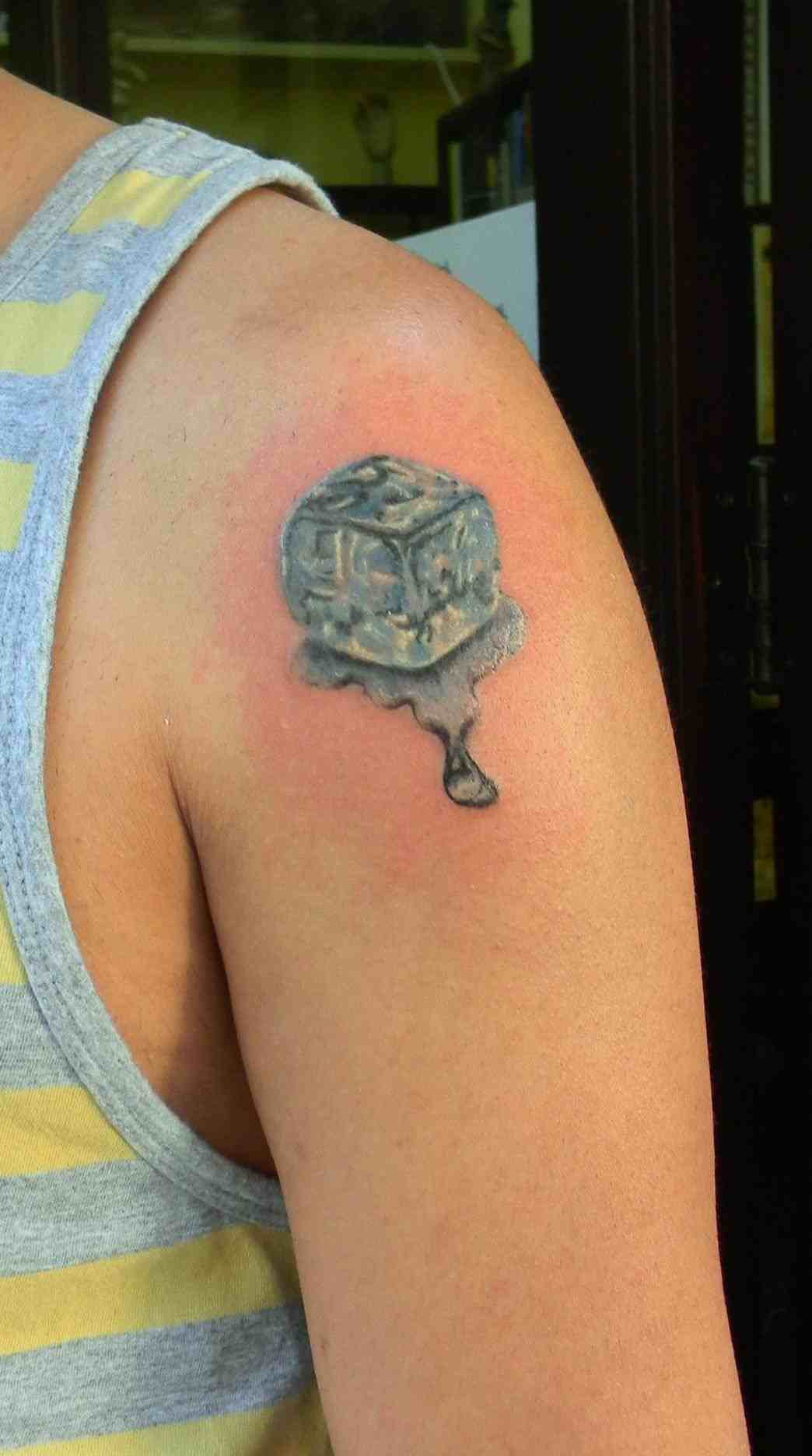 1044x1872 Old Origami Sparrow Tattoo School Traditional Swallow With Flower - Watercolor Sparrow Tattoo