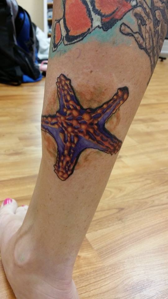 540x960 Colorful Starfish Tattoo On Back Leg - Watercolor Starfish Tattoo