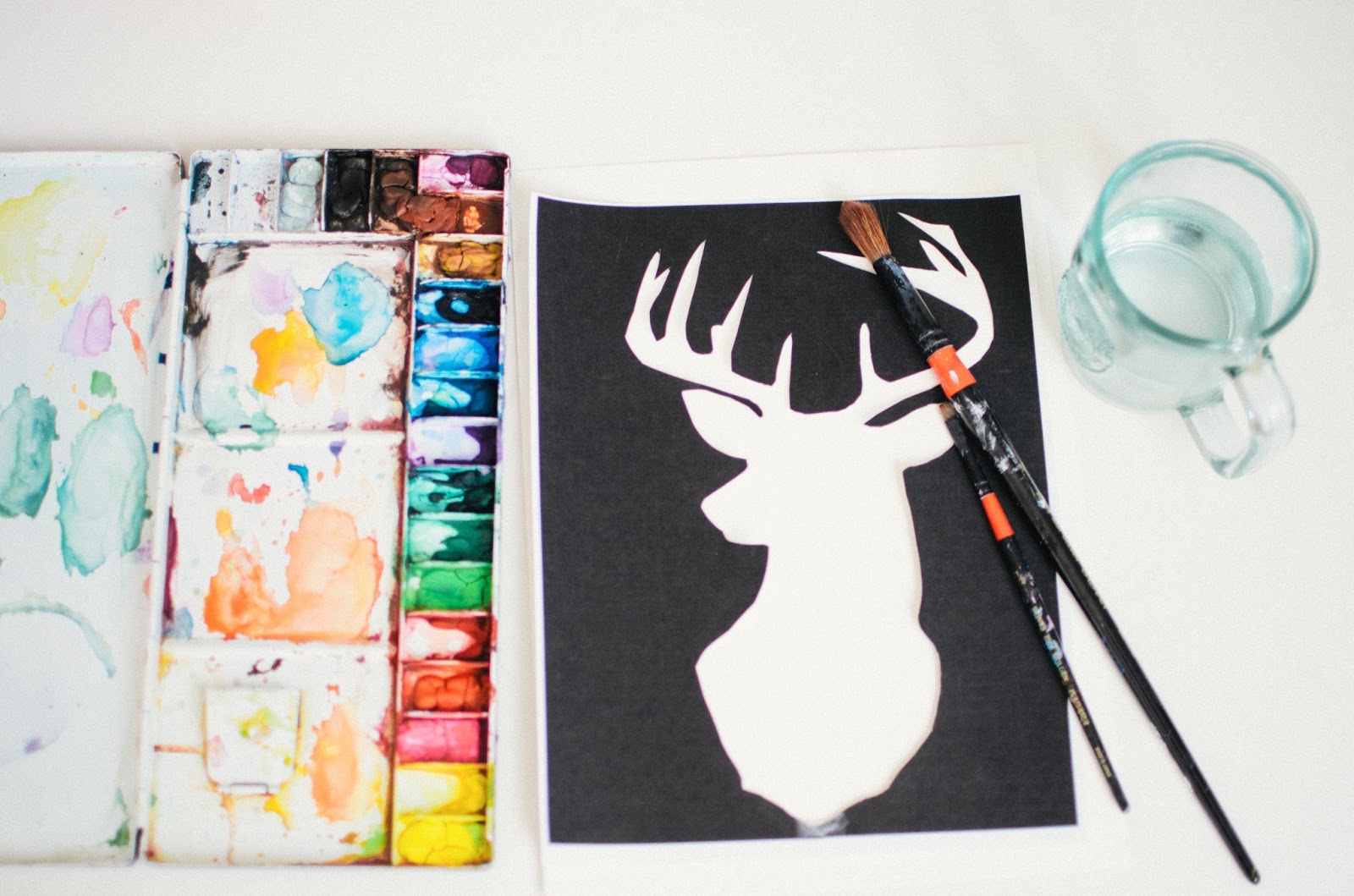 1600x1059 Diy Watercolour Stencil Art - Watercolor Stencil