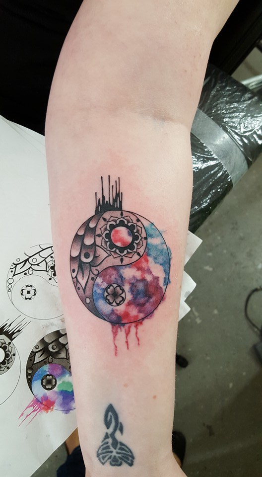 528x960 Pretty Watercolor Yin Yang Tattoo By Ashley Primm! Call Or Come By - Watercolor Yin Yang Tattoo