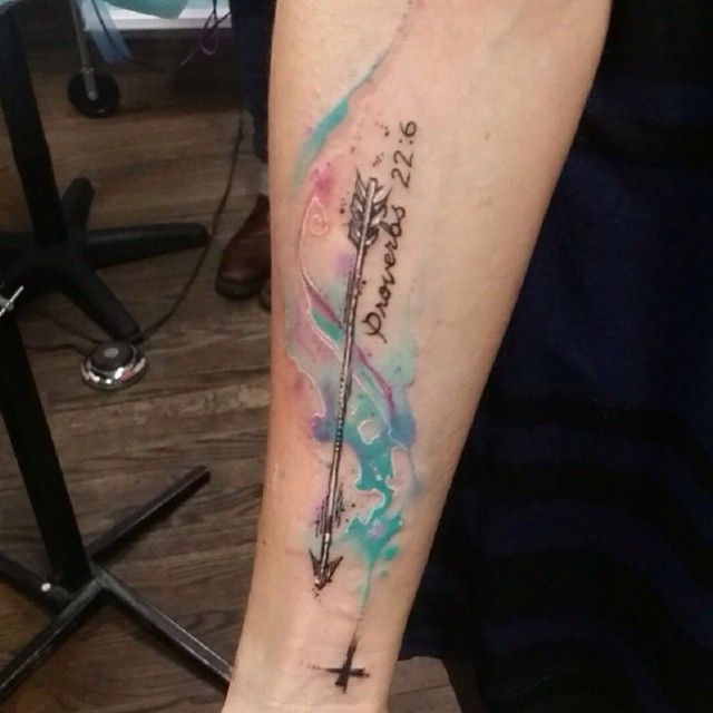 640x640 Watercolor Memorial Arrow Tattoo On Forearm - Watercolor Yin Yang Tattoo