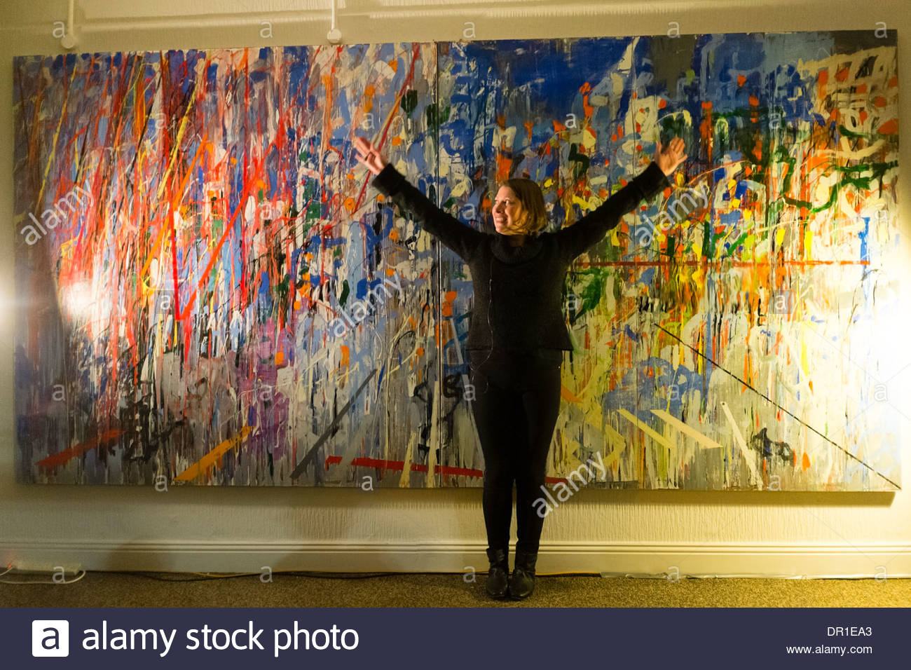 1300x956 Performance Art - Abstract Painting Gallery
