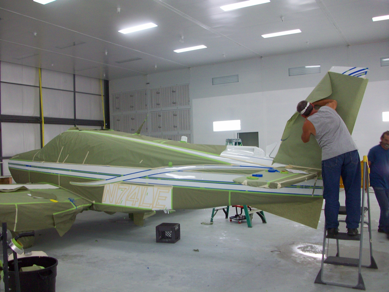 800x600 Aircraft Painter - Aerospace Painting