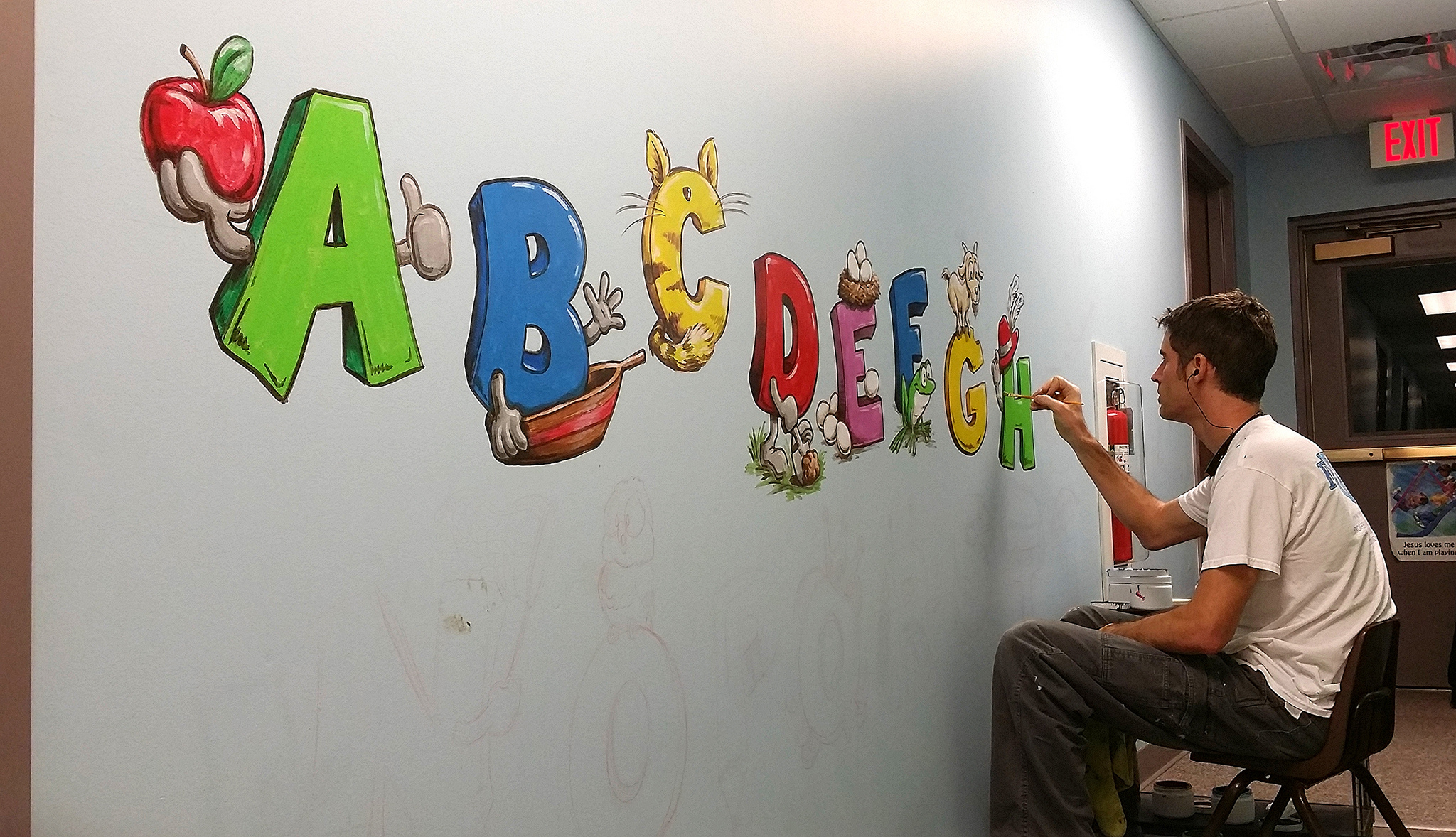 2048x1178 Alphabet Daycare Mural Free Sky Studios Professional Mural - Alphabet Painting