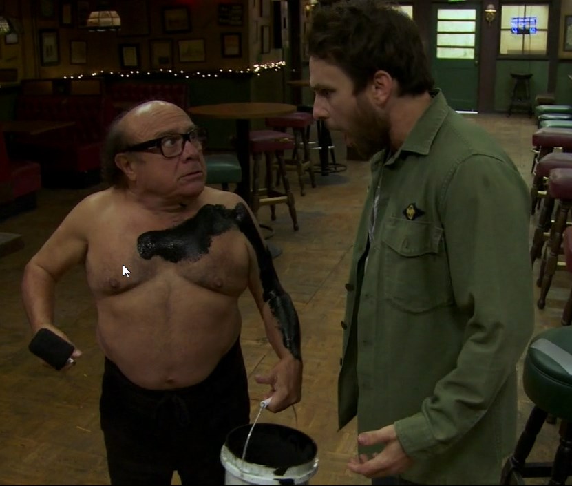 831x706 Painting A Shirt Iasip - Always Sunny Painting