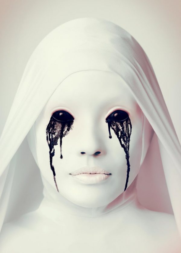 600x840 American Horror Story' 7 Seasons Of Frighteningly Beautiful Art - American Horror Story Painting