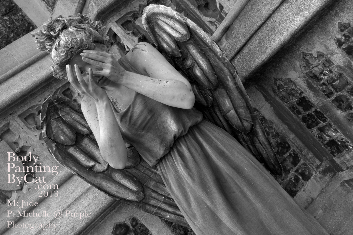 1200x799 Dr Who Rift Bodypaint Weeping Angel Tardis Stone Peek Bpc Body - Angel Statue Painting