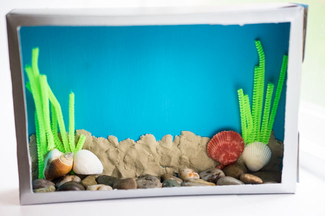 650x433 Cereal Box Aquarium - Aquarium Painting For Kids