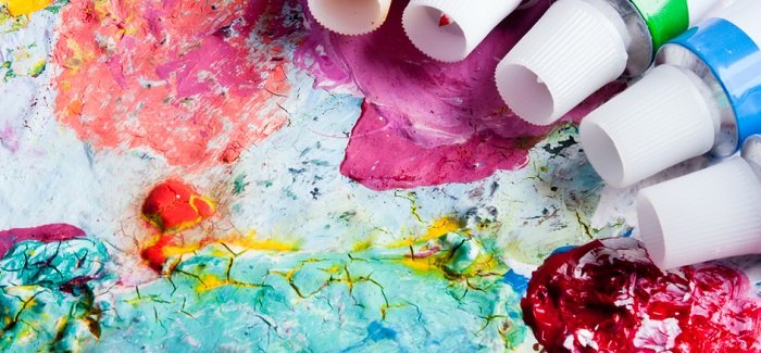 700x325 Art Scholarships Around The World Top Universities - Around The World Painting