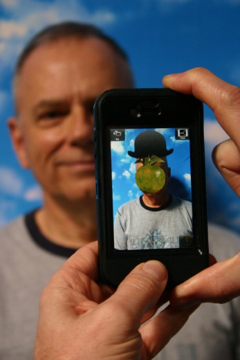 347x520 Rothfarb, R., Mixing Realities To Connect People, Places, - Augmented Reality Painting