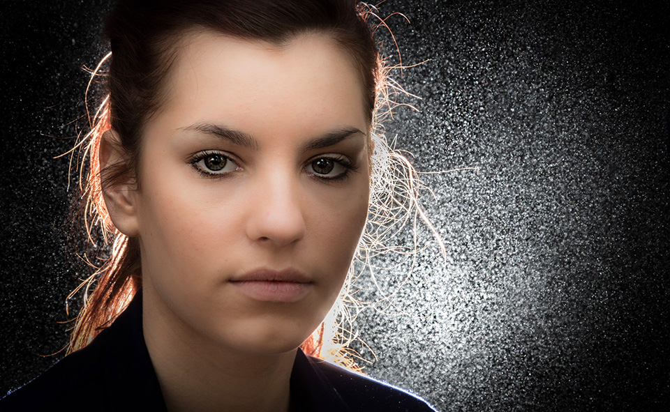 960x591 Backlit Portrait With Just One Light - Backlit Portrait Painting