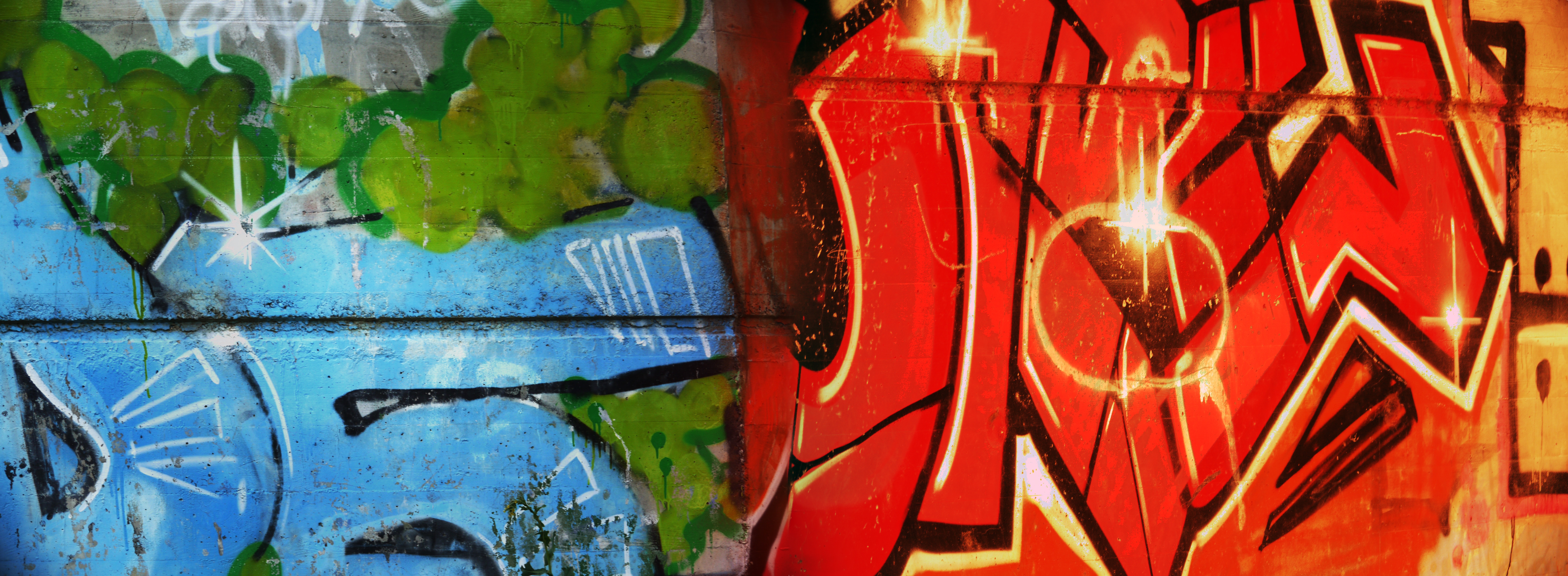 8690x3194 Free Images Building, Urban, Panorama, Green, Pillar, Red, Color - Banner Painting