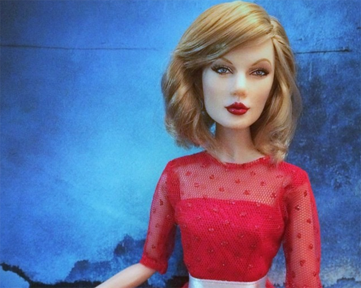 728x581 Artist Transforms Barbie Into Unbelievably Lifelike Celebrity - Barbie Doll Painting