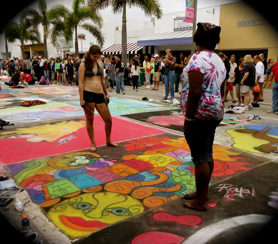 900x790 Black And White Barefoot Street Painting Artists By Barefootguy - Barefoot Painting