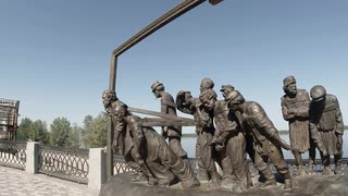 320x180 Dimensional Picture Barge Haulers On The Volga On Waterfront Near - Barge Haulers On The Volga Painting