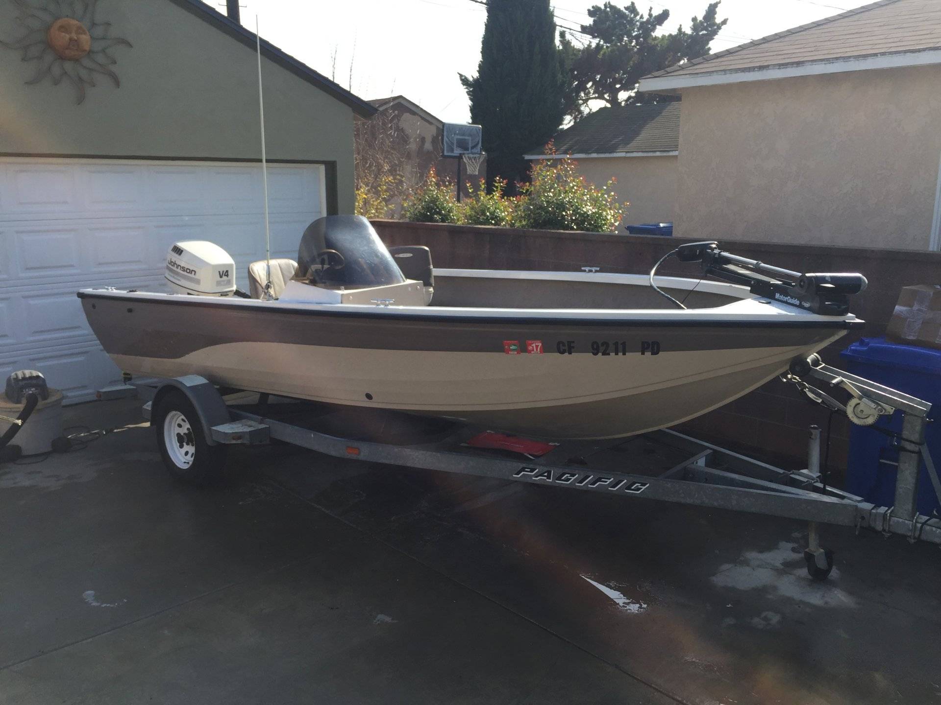 1920x1440 Painting Aluminum Hull Crestliner Bloodydecks - Bass Boat Painting