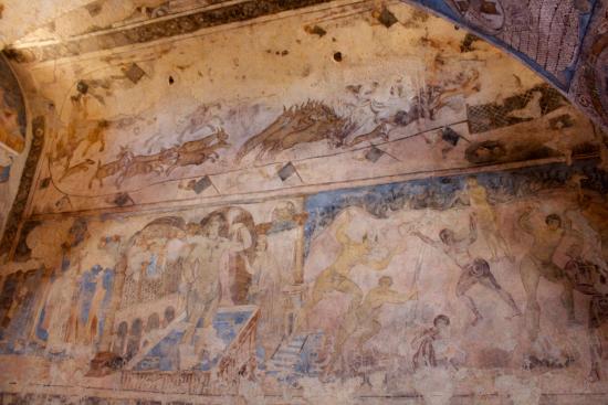550x367 Wall Painting In Ancient Bathhouse - Bath House Painting