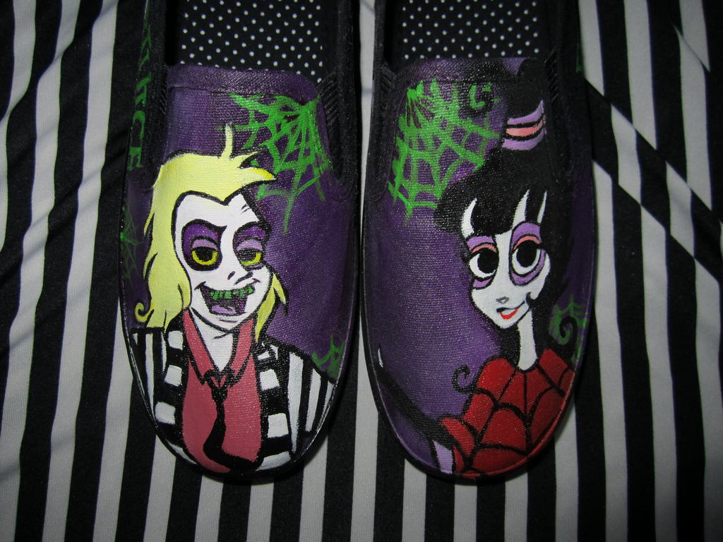 1024x768 Beetlejuice Shoes Front Ghostly Hauntings, I Turn Loose, - Beetlejuice Painting