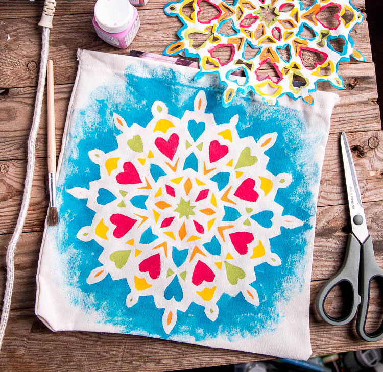 750x729 Easy Mandala Painting For Kids (On T Shirts And Other Fabrics - Best Painting For Kids