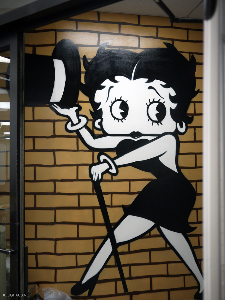 750x1000 Betty Boop Graffiti Mural Brooklyn - Betty Boop Painting