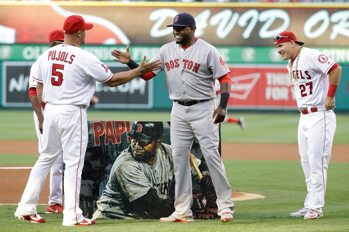 1200x800 Gold Chains And Sunglasses Make For A Big Papi Celebration Done - Big Papi Painting