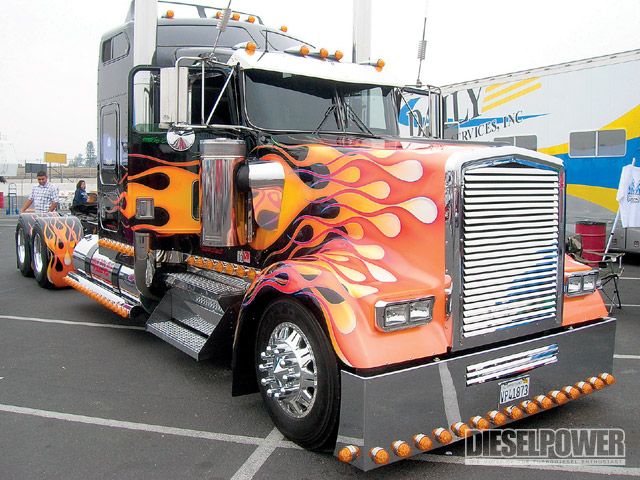 640x480 West Coast Customs Big Rig Show - Big Rig Painting