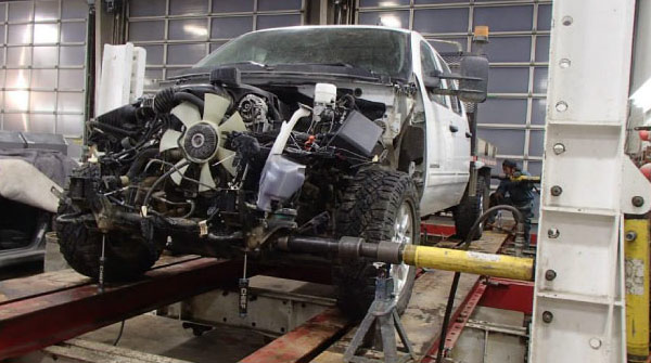 600x335 Big Rig Collision Grande Prairie Auto Body Repair Amp Painting - Big Rig Painting