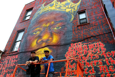 380x253 Biggie Mural About To Be Destroyed, Bed Stuy Building Owner Says - Biggie Painting Crown