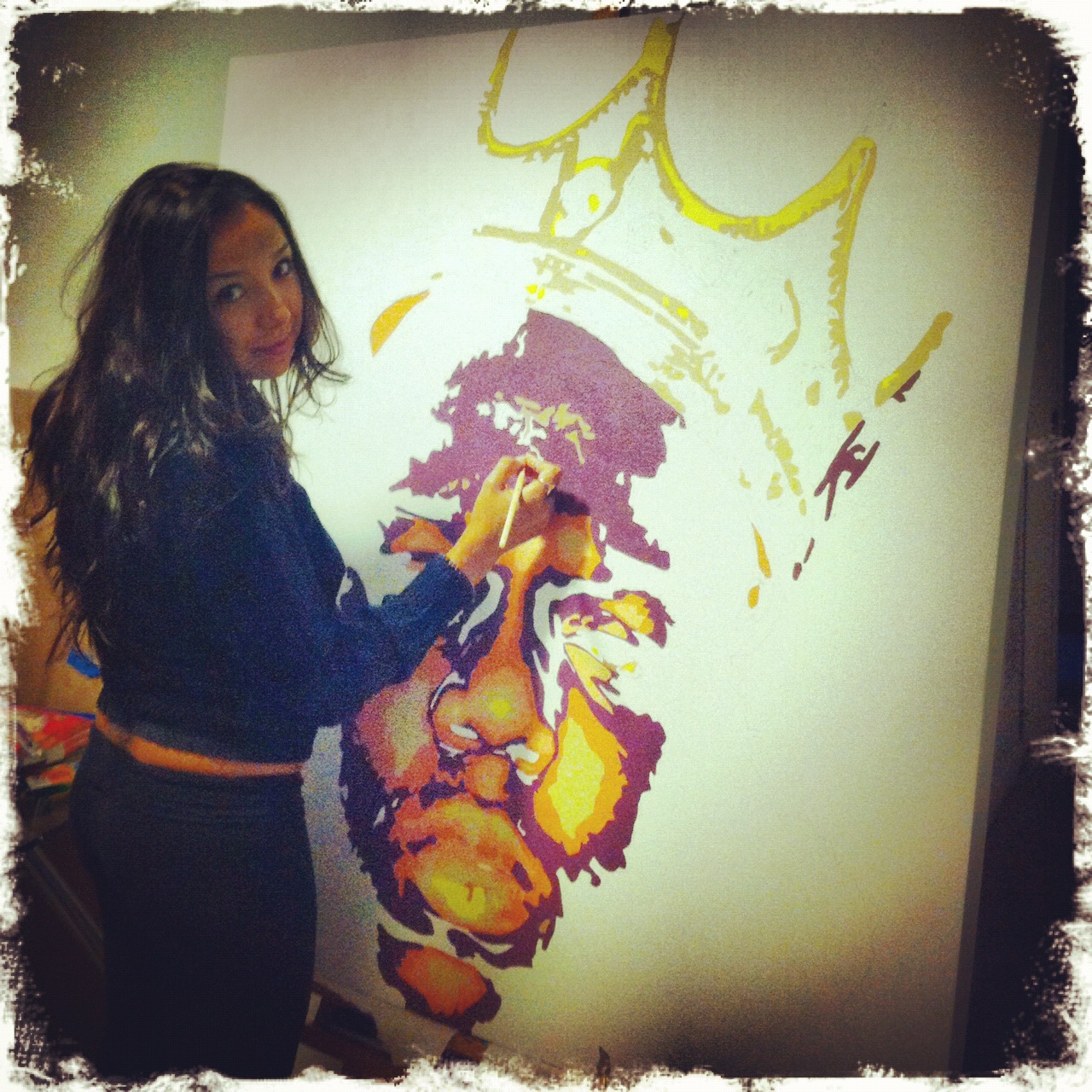 1280x1280 Biggie Smalls Crown Painting 59376 Movieweb - Biggie Painting Crown