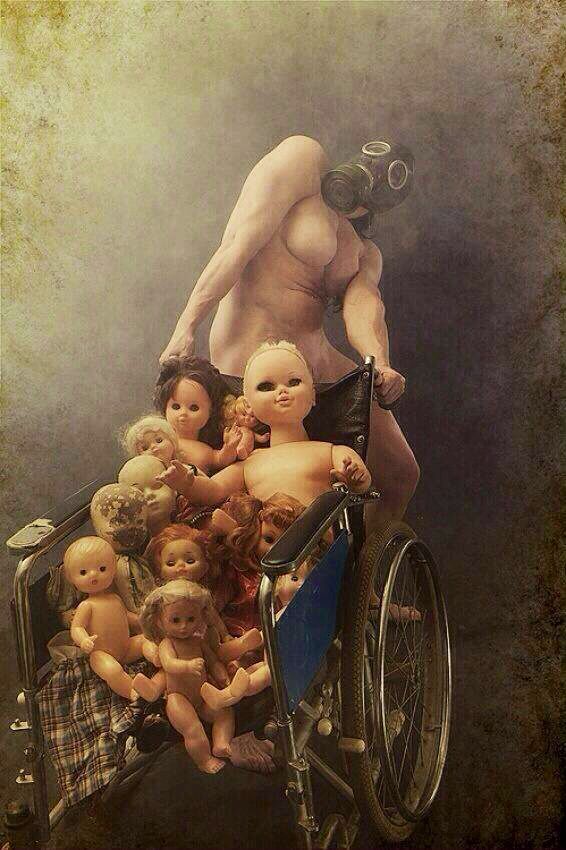 566x850 Surreal Weird Strange Creative Thoughtful Bizarre Art - Bizarre Painting