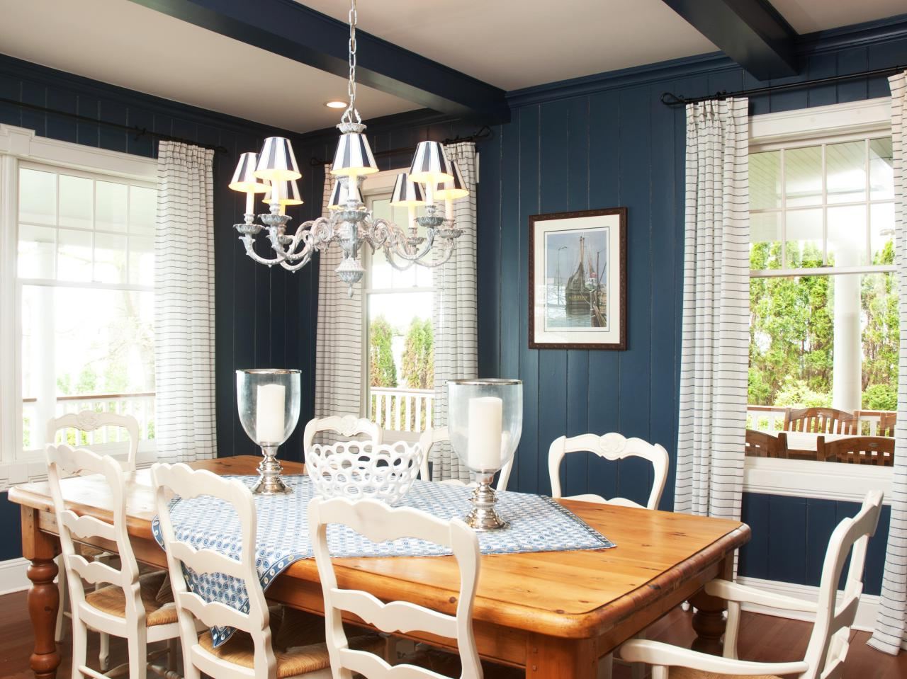 1280x959 Rustic Country Dining Room Mid Century Dining Room Chairs High - Black And White Chandelier Painting