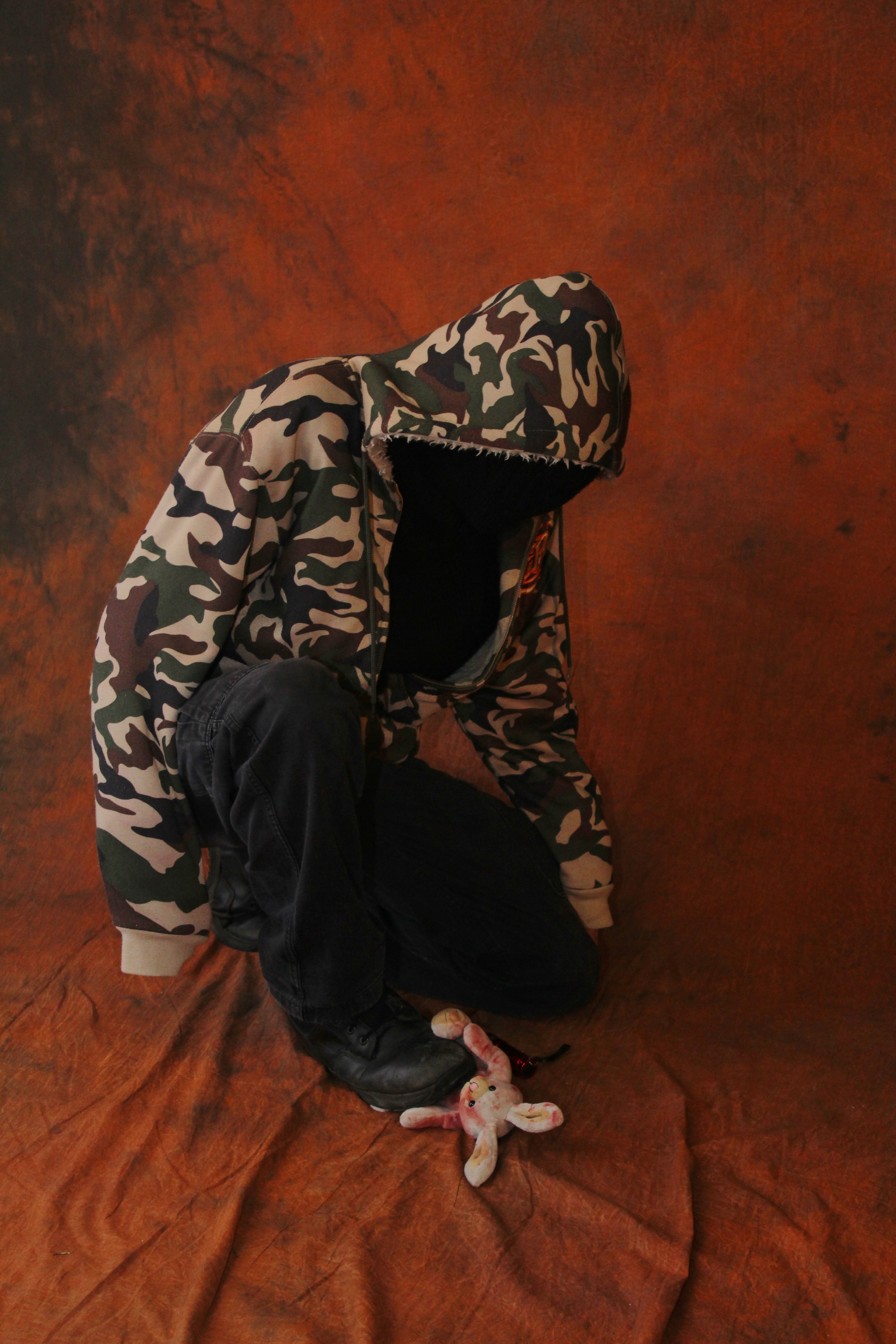 3456x5184 Free Images Hand, Portrait, Red, Fashion, Black, Lady, Painting - Black Lady Painting