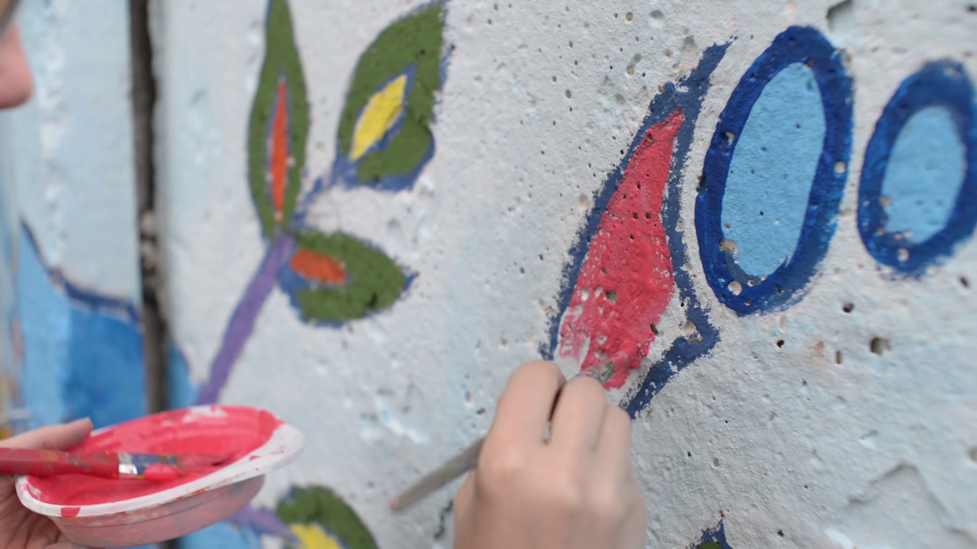 1920x1080 People Painting The Wall With Brush And Different Colours Stock - Blm Painting