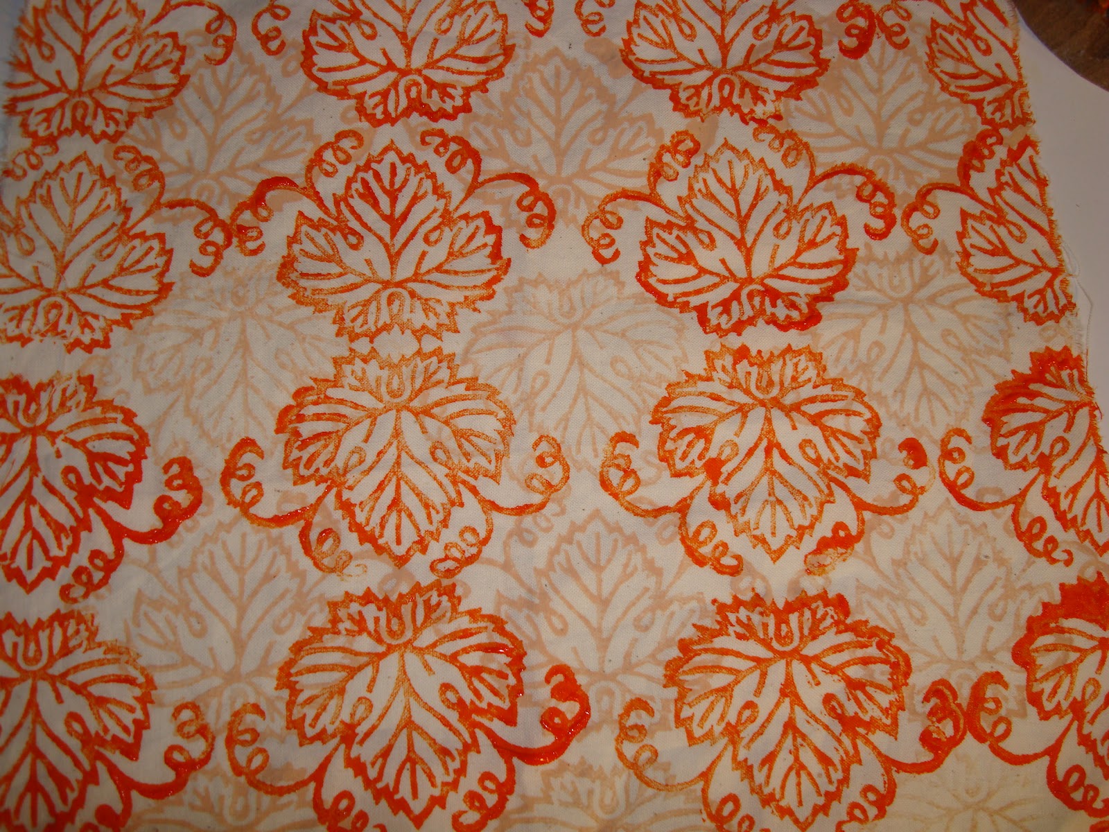 1600x1200 Crazy Daisy Painting And Printing Some More Fabric. - Block Painting