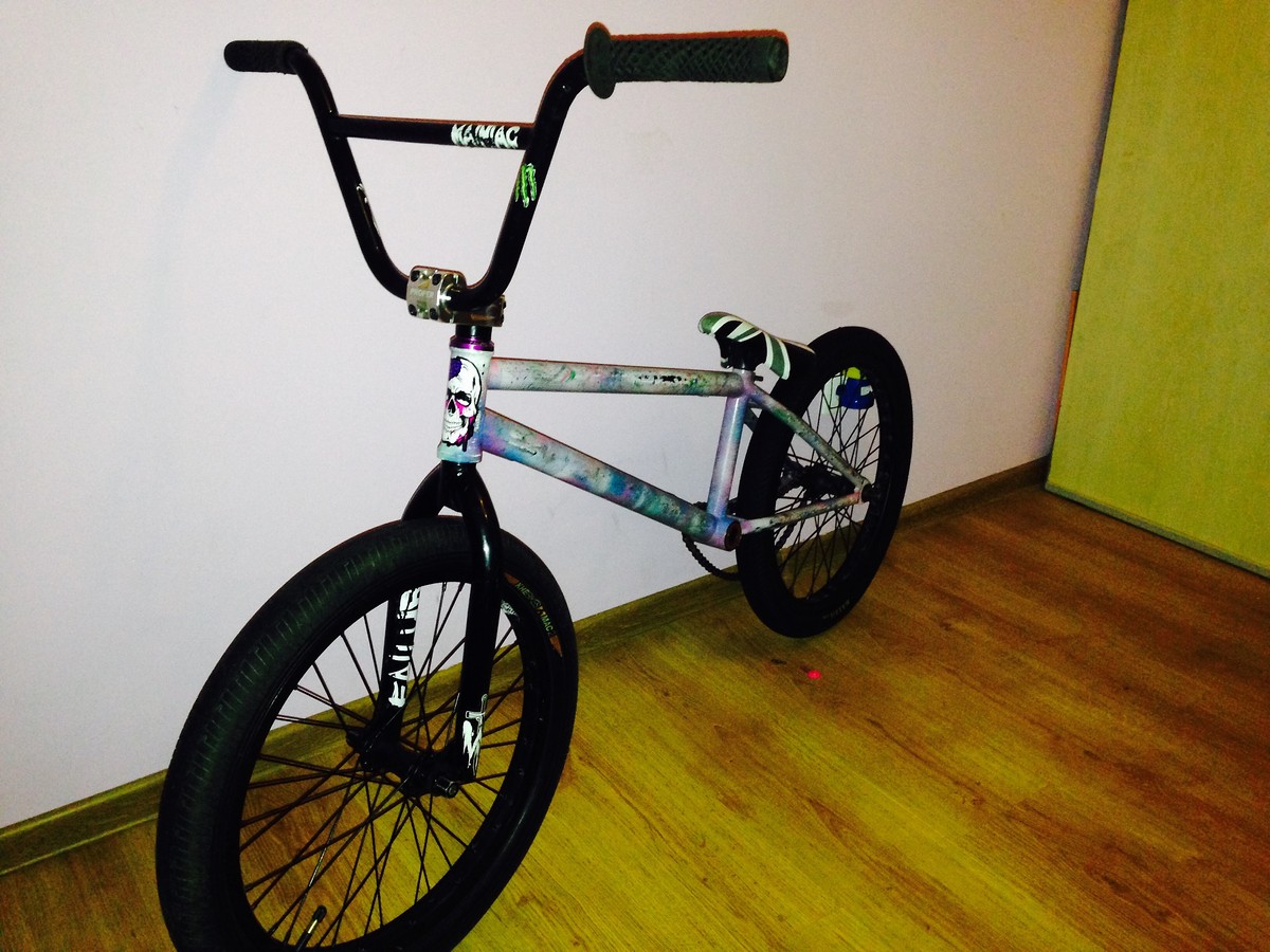 1200x900 Painting The Frame - Bmx Painting