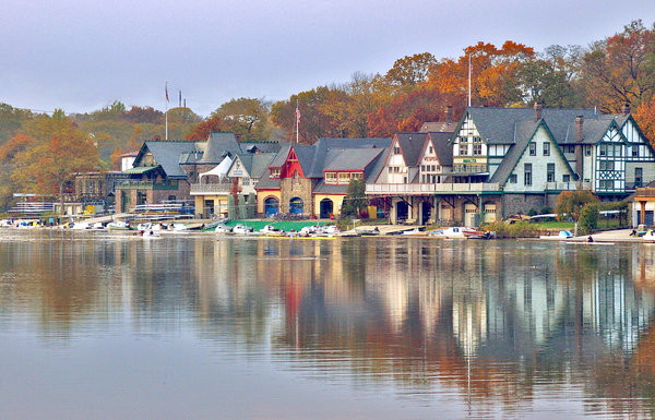 600x385 Boat House Row By Crestmultimeadia - Boathouse Row Painting
