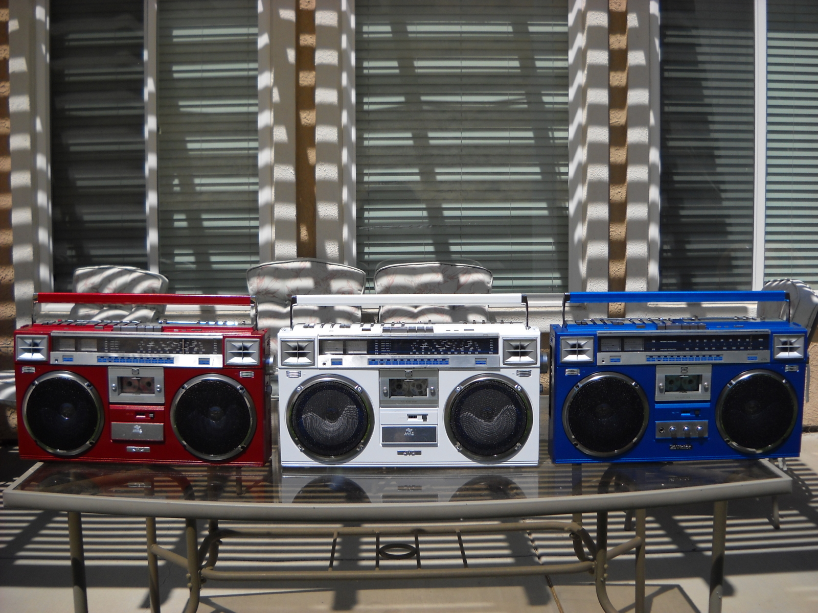 1600x1200 Looking To Custom Paint My Trc 931 Whats The Best Safest Way - Boombox Painting