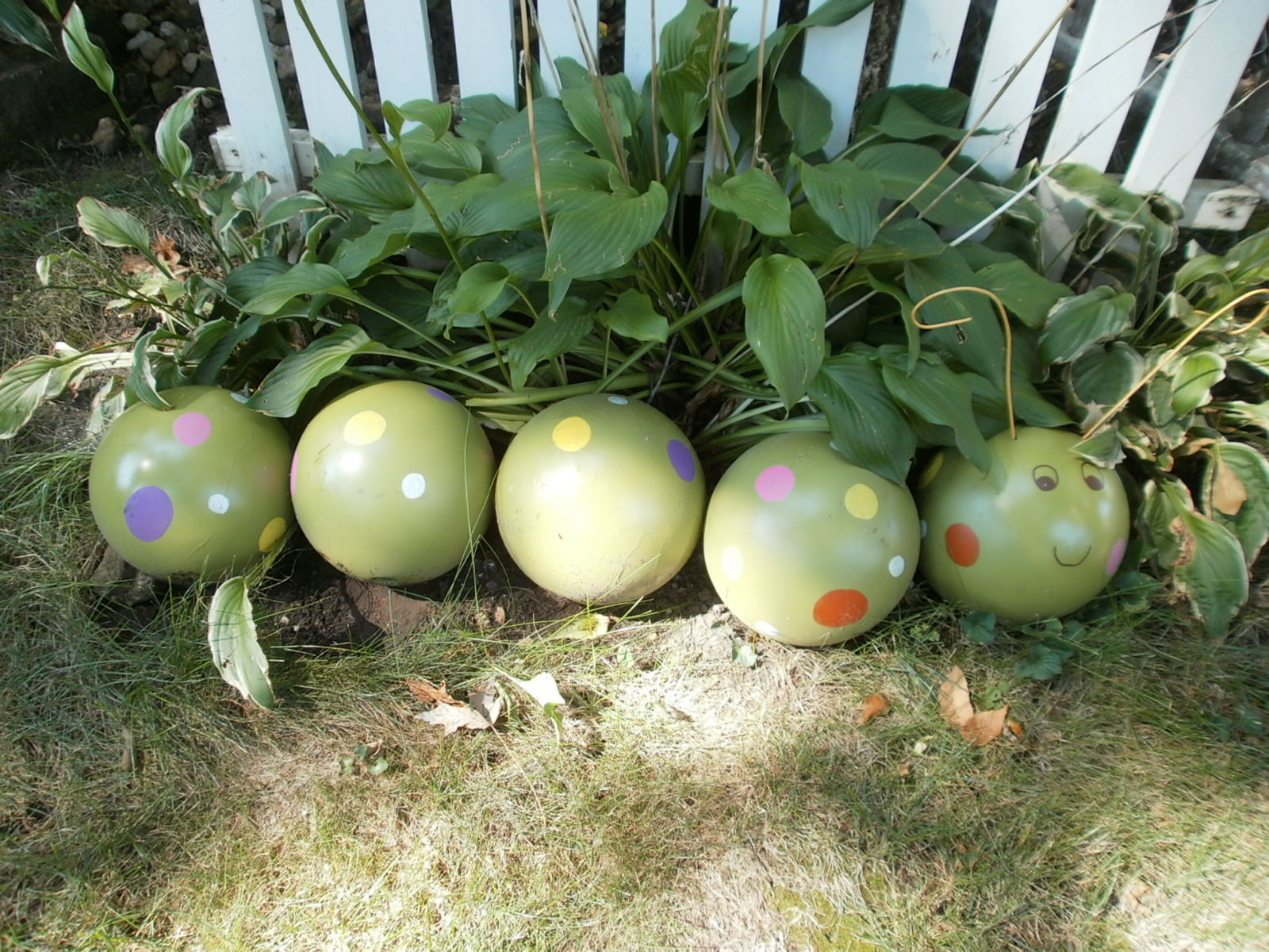 1600x1200 Little Sprouts By Lindsay Diy - Bowling Ball Painting