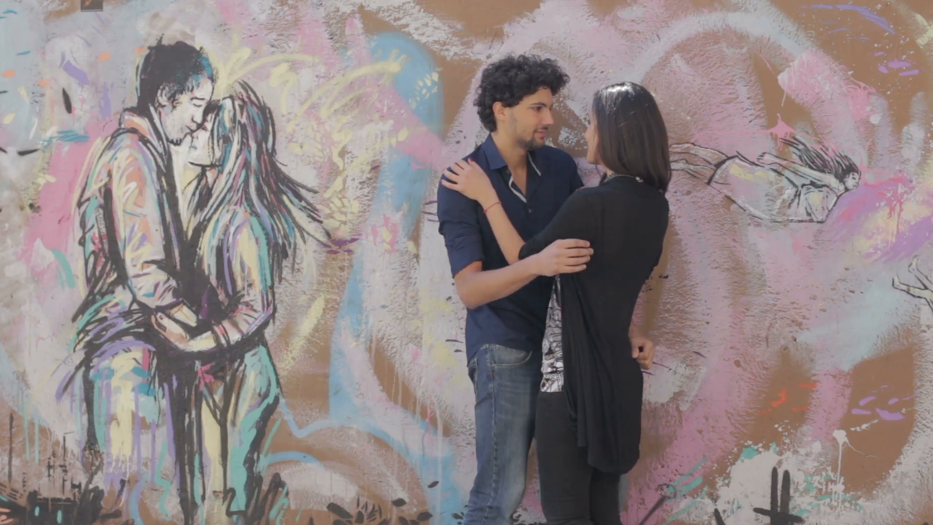 1920x1080 A Boy And A Girl Swear Eternal Love And Kiss, In Graffiti - Boy And Girl Painting