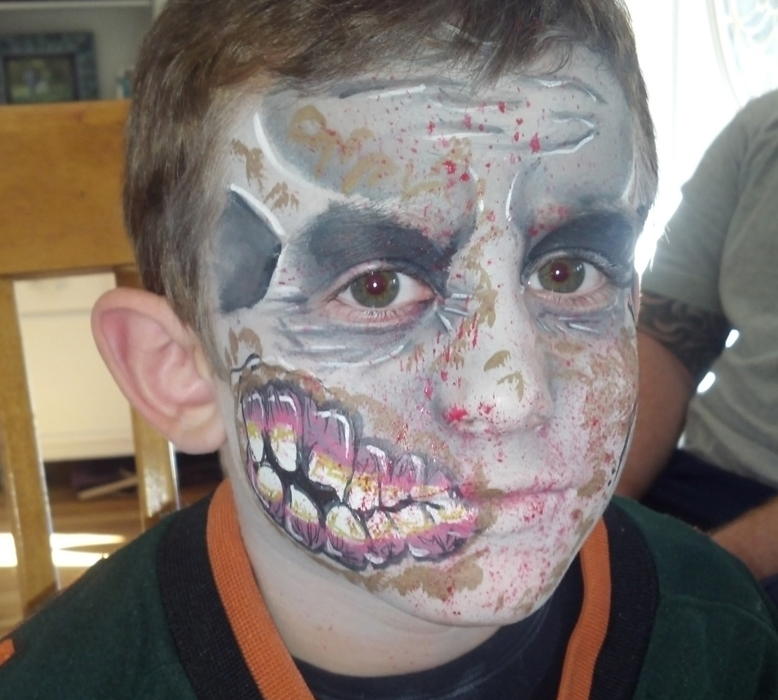 1111x1000 Boy Face Painting Favorites - Boys Face Painting