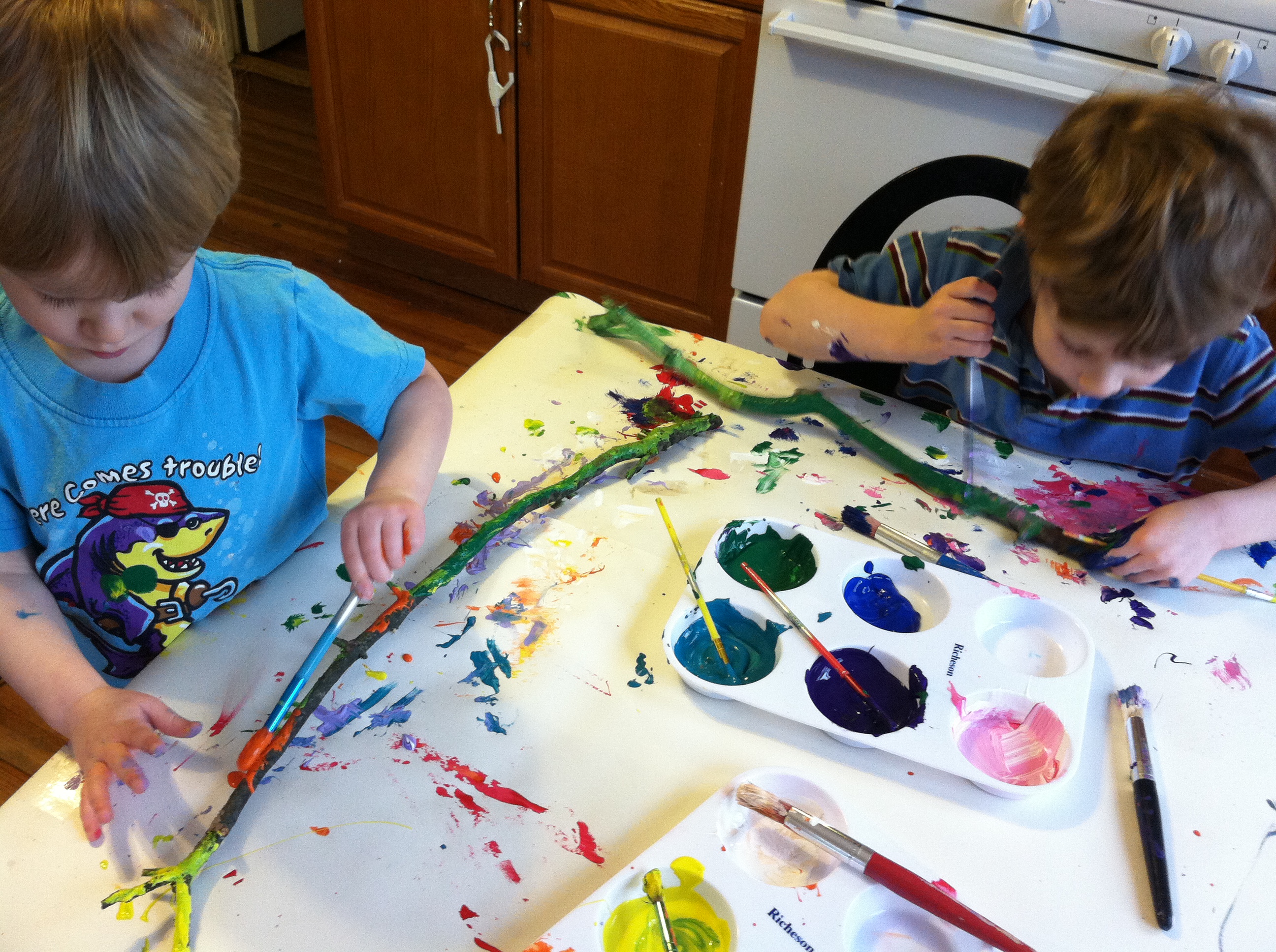 2592x1936 Painting Sticks Tea For Monkeys - Boys Painting