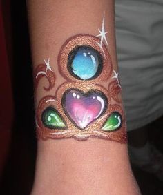 236x283 Sieraden Schminken - Bracelet Painting