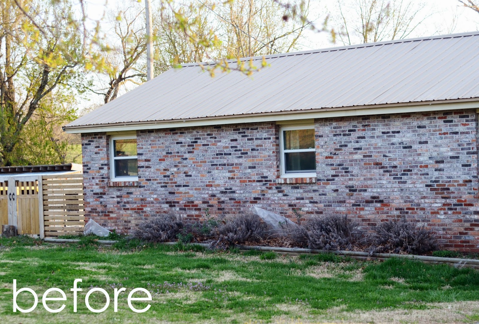 1600x1084 Natalie Creates Exterior House Renovation Progress Painted Brick - Brick Painting