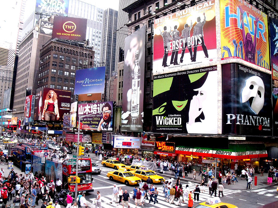 900x675 On Broadway New York Painting By Rosie Brown - Broadway Painting