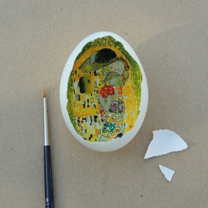 721x721 Eggshell Art Features Recreations Of World Renowned Paintings - Broken Eggs Painting