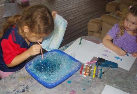 448x308 Bubble Painting Science@home - Bubble Blowing Painting